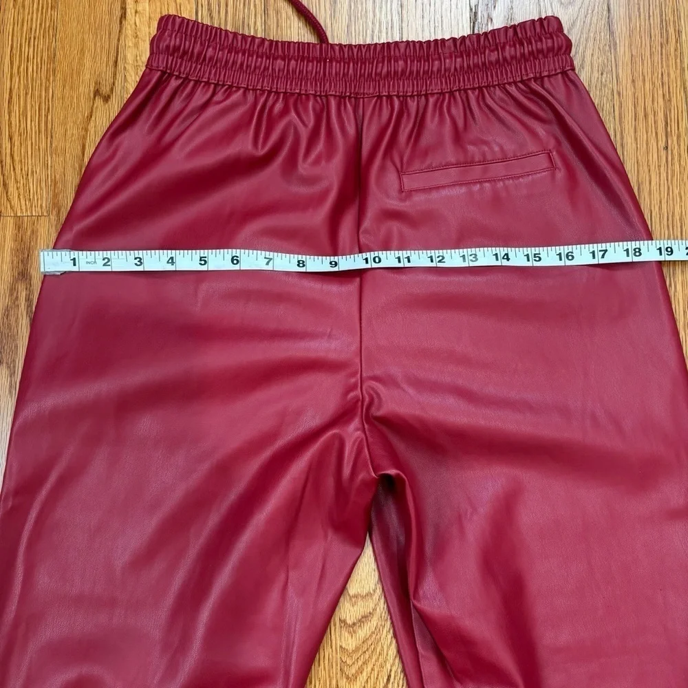 Zara Red High Rise Faux Leather Relaxed Fit pull on Preppy Jogger Pants XS/W26